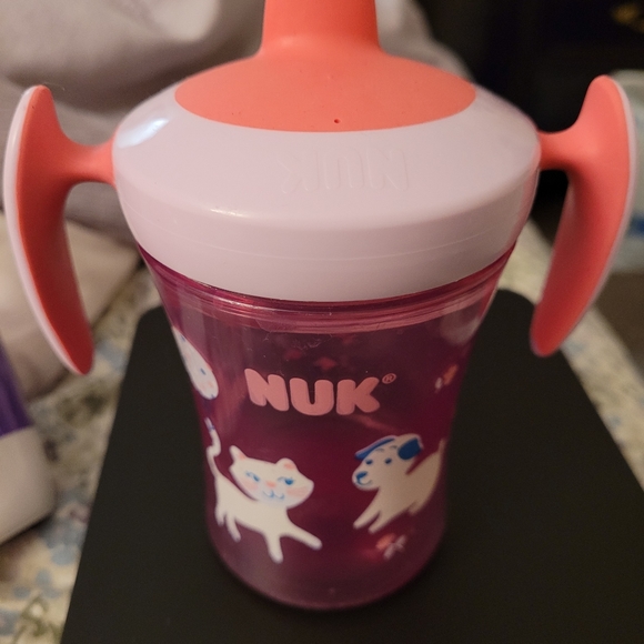 Assortment of Sippy Cups - Picture 2 of 4